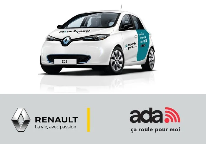 Une Renault Zoé aux couleurs de Moov'in Paris, au-dessus des logos Renault et ADA